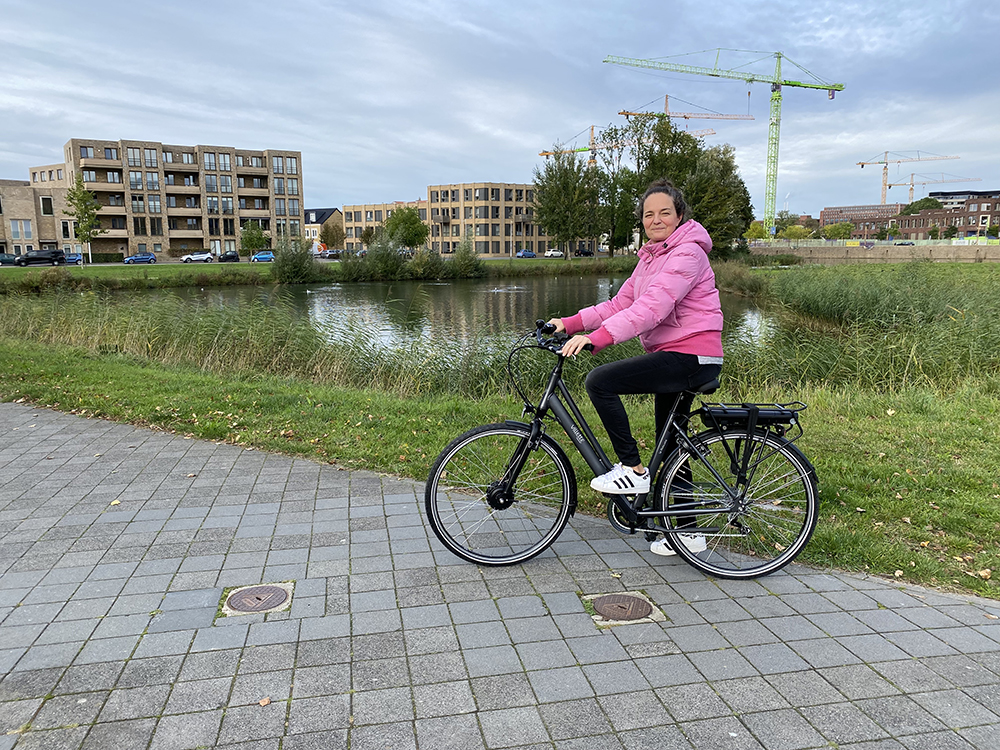 Winnaar elektrische fiets: Mevrouw Branco uit Utrecht.