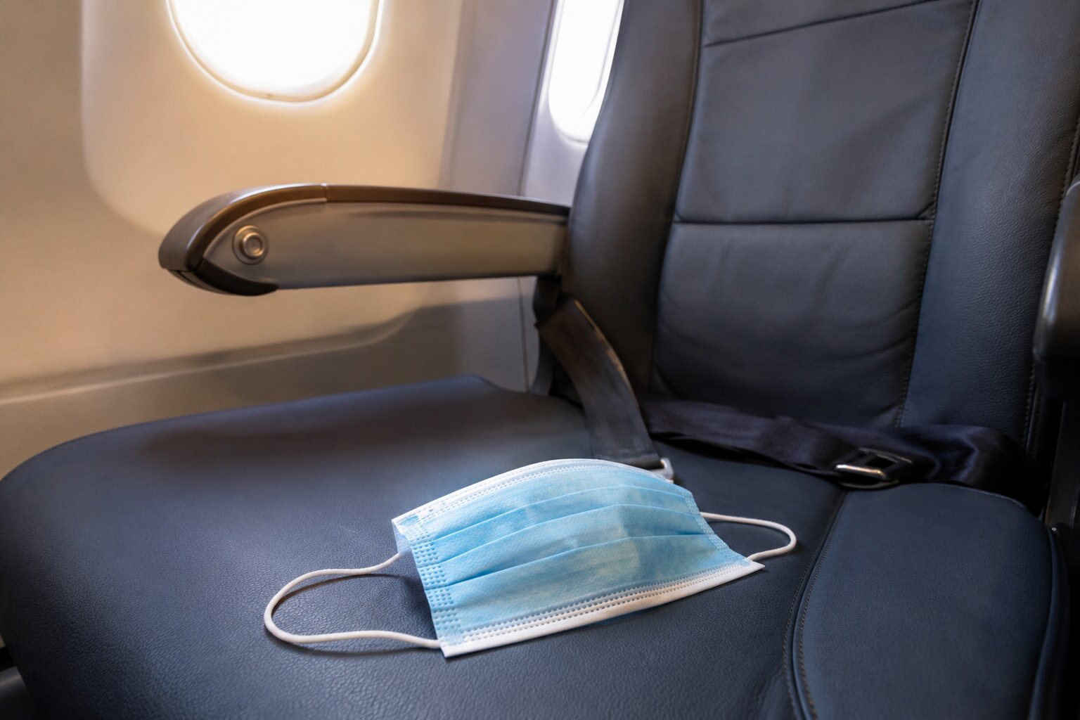 Ziek op vakantie door een virus? Dit vergoedt je reisverzekering