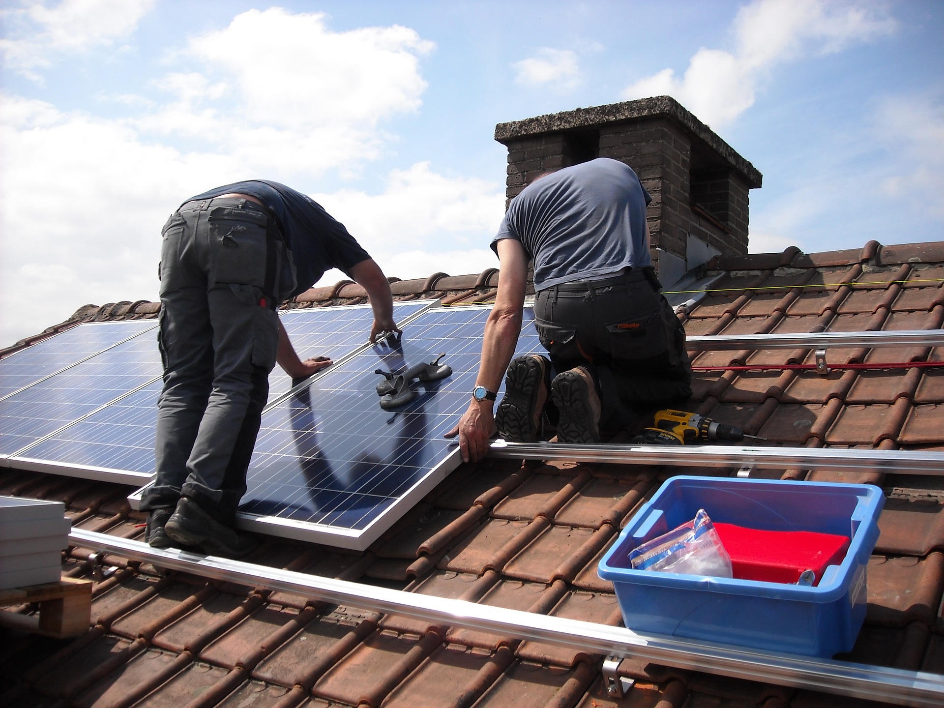 Hoge energieprijzen reden voor veel Nederlanders om te verduurzamen